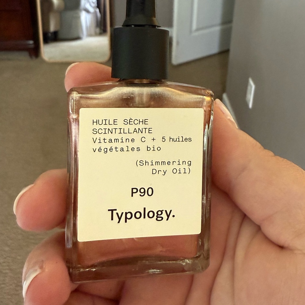 Typology Shimmering Dry Oil - P90